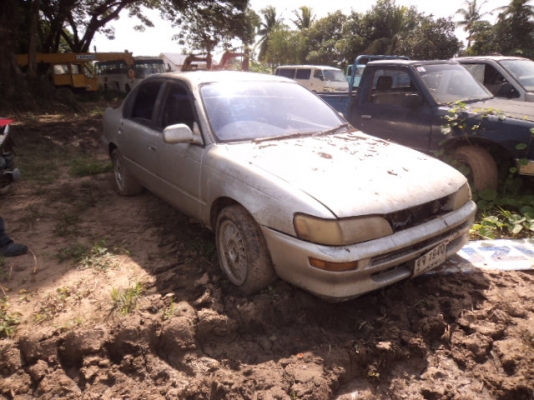 ขายเก๋ง TOYOTA COROLLA 1.3 ปี1995ขายตามสภาพ086-4457033ไม่ลดแล้วครับ