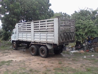 ขายแล้วครับ ขอบคุณเสี่ย เพ็ชร แห่ง ปราณบุรีมากครับISUZU ร้อคกี้ FVZ 32 MZPR  (นางฟ้าแท้) วางเครื่องเด้กก้า 6 HE 1-8(230 แรง) เกียร์ ZF เดิม ช่วงล่างเดิม แน่นแห้งดี สภาพพร้อมใช้งาน