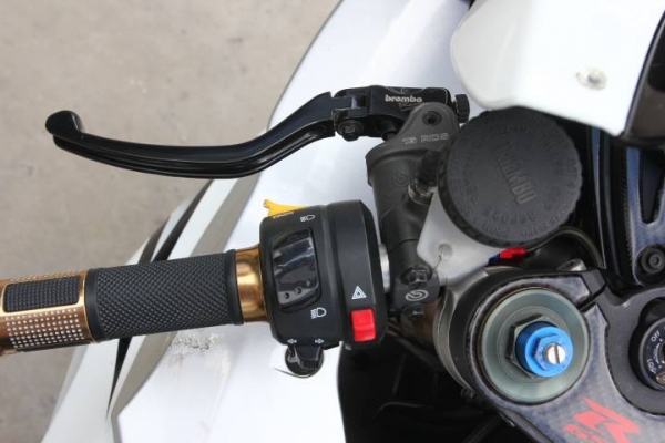 ขาย Suzuki Gsxr 1000 K8 ทะเบียนแท้ 479,000 บาทราคาถูก ๆ ต่อได้ครับ