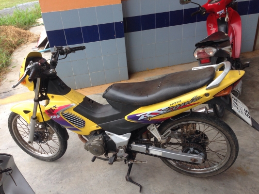 ขาย แพคคู่ เวฟ125r ปี48 &amp; โซนิค ปี45 ทะเบียนเต็มพร้อมโอน 23,900 โทร 0855155980