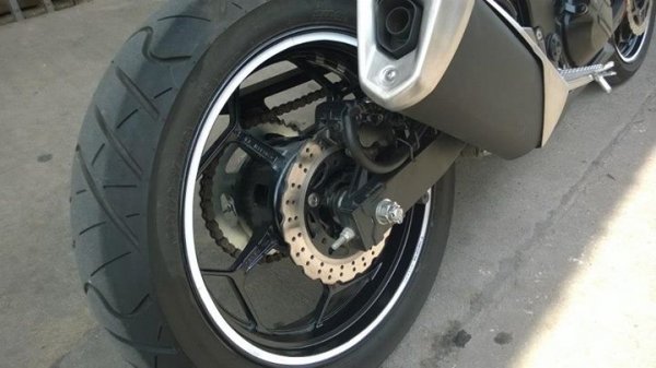 Z250 2014 วิ่ง 2000 สภาพถอยจาก Showroom ส่งฟรีทั่วไทย ต่อรองได้