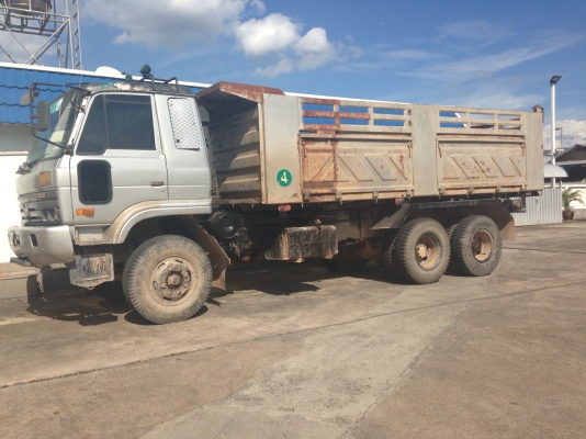 ขายรถกระบะบรรทุก (แบบยกเทได้) 10 ล้อ