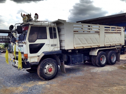 ขายด่วน 10 ล้อ ดั้ม MITSUBISHI FUSO 527M-TD 195 แรง สภาพเดิมๆ พร้อมใช้ ราคาสุดคุ้ม