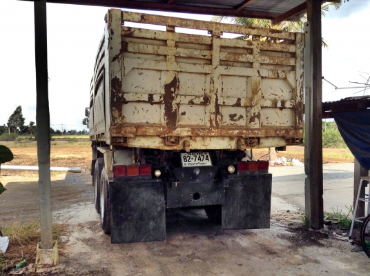 ขายด่วน 10 ล้อ ดั้ม MITSUBISHI FUSO 527M-TD 195 แรง สภาพเดิมๆ พร้อมใช้ ราคาสุดคุ้ม