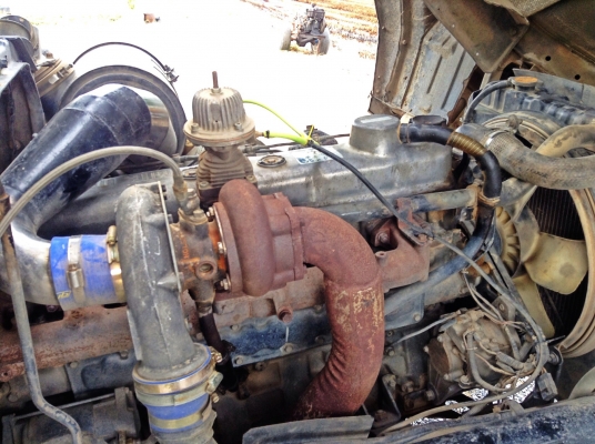 ขายด่วน 10 ล้อ ดั้ม MITSUBISHI FUSO 527M-TD 195 แรง สภาพเดิมๆ พร้อมใช้ ราคาสุดคุ้ม