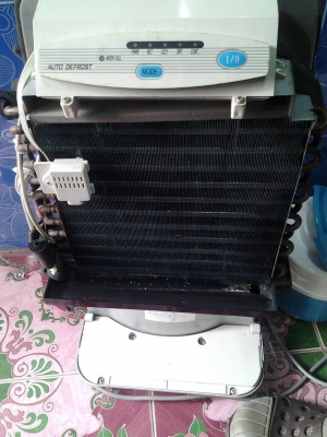 ขายเครื่องลดความชื่นเอาไปโมดิฟายเป็นแอร์เคลื่อนที่. ขายเครื่องลดความชื่นเอาไปโมดิฟายเป็นแอร์เคลื่อนที่.