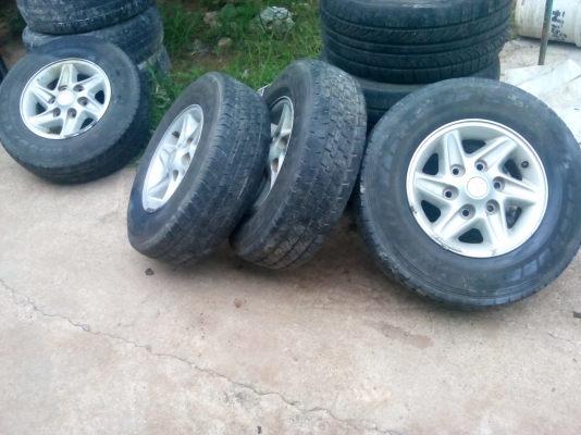 แม็กสตาด้าขอบ14เดิมๆดอกยางเหลือเต็มๆ4500บาท