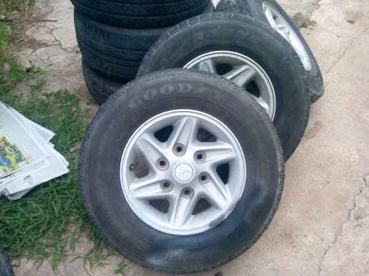 แม็กสตาด้าขอบ14เดิมๆดอกยางเหลือเต็มๆ4500บาท