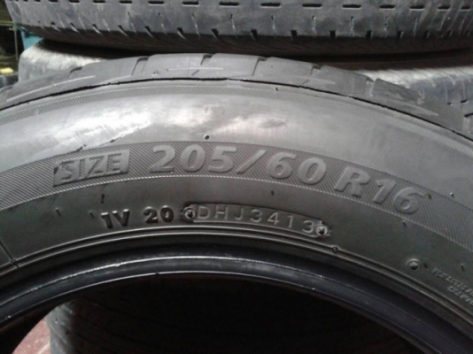 ขายยาง 205 60 16 ปลายปี12 YOKOHAMA ADVAN