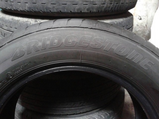 ขายยาง 205 60 16 ปลายปี12 YOKOHAMA ADVAN