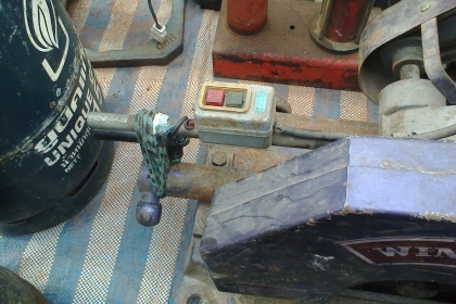 แท่นตัดไฟเบอร์วินเนอร์ มอเตอร์ 3 แรงสภาพเดิมๆครับพร้อมใช้ครับเป็นของวินเนอร์ครับมอเตอร์ขนาด 3  แรงพร้อมใช้ครับราคานี้คุ้มมากครับ