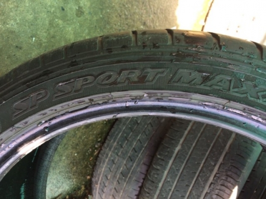 ขาย ยาง 235 40 18 dunlop sp sport max 1คู่ ขาย ยาง 235 40 18 dunlop sp sport max 1คู่