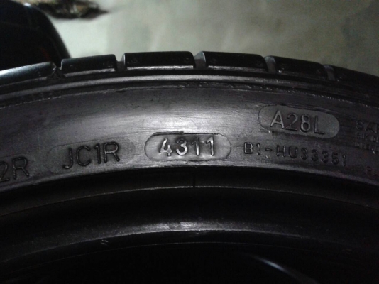 ขาย ยาง 235 40 18 dunlop sp sport max 1คู่ ขาย ยาง 235 40 18 dunlop sp sport max 1คู่