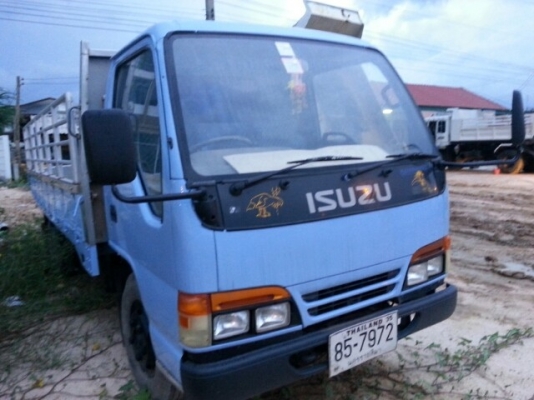ขายISUZU NKR110แรง ปี39 กระบะเลส เครื่องดี แคชซีสวย ยางดี ภายในสวย สภาพพร้อมใช้งาน เอกสารพร้อมโอน สนใจโทร 090-8588220คุณนะ ID:narong498 หรือ www.truck.in.th/498