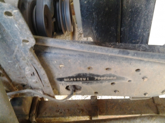 ISUZU NKR55E เกียร์สั้น หัวยกได้ 4ล้อบรรทุกพร้อมคอก เครื่อง88 ฝาขาว