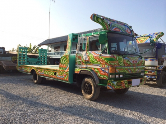 เทรนเลอร์ HINO. Ranger. บรรทุกรถเกี่ยวข้าว. รถตีดิน.