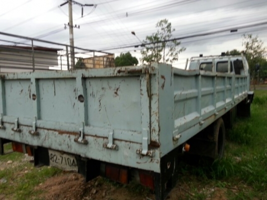 ขายร็อกกี้175แรง เครื่อง6BG1 แคชซีสวยFRR ยาว7.20เมตร เครื่องดี แคชซีสวย ยางดี ภายในสวย สภาพพร้อมใช้ เอกสารพร้อมโอน สนใจโทร 090-8588220คุณนะ ID:narong498 หรือ www.truck.in.th/498