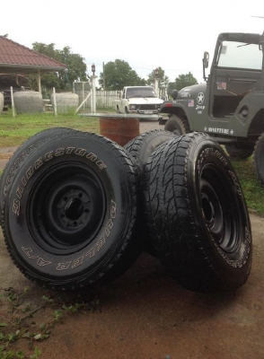 ยางโฟล์วิลสำหรับใส่รถจิ๊ป รถโตโยต้า หรือคาริเบียน พร้อมกะทะล้อ 4 เส้น ยางโฟล์วิลสำหรับใส่รถจิ๊ป รถโตโยต้า หรือคาริเบียน พร้อมกะทะล้อ 4 เส้น