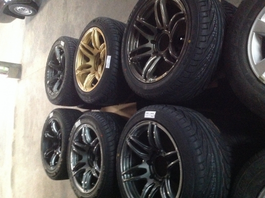 ขายล้อแม็กใหม่+ยางใหม่ขอบ17 ใส่รถกระบะ5รูและ6รู