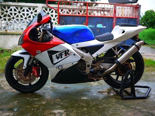 ขาย Nc30 พร้อมทะเบียนแท้ แฟริ่ง Rc212 เปลี่ยนเครื่องใหม่เป็นเครื่อง Rvf Nc35 ปี 96 พร้อมแจ้งลงเล่มเรียบร้อย ขาย Nc30 พร้อมทะเบียนแท้ แฟริ่ง Rc212 เปลี่ยนเครื่องใหม่เป็นเครื่อง Rvf Nc35 ปี 96 พร้อมแจ้งลงเล่มเรียบร้อย