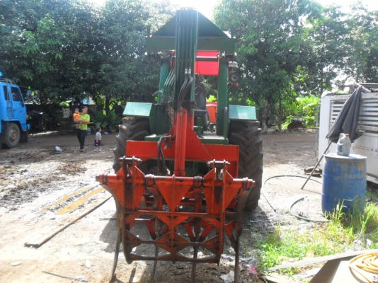 ขายรถคีบอ้อยพร้อมใช้งาน