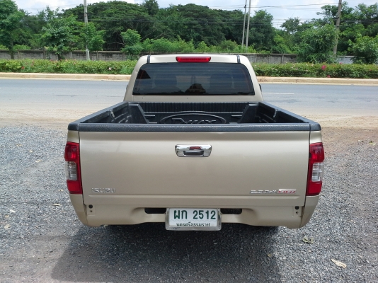 ISUZU D-MAX SPACECAB 2.5 SLX ปี05 ISUZU D-MAX SPACECAB 2.5 SLX ปี05