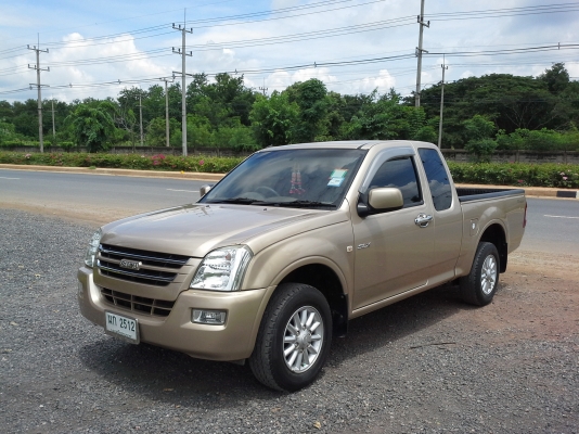 ISUZU D-MAX SPACECAB 2.5 SLX ปี05 ISUZU D-MAX SPACECAB 2.5 SLX ปี05