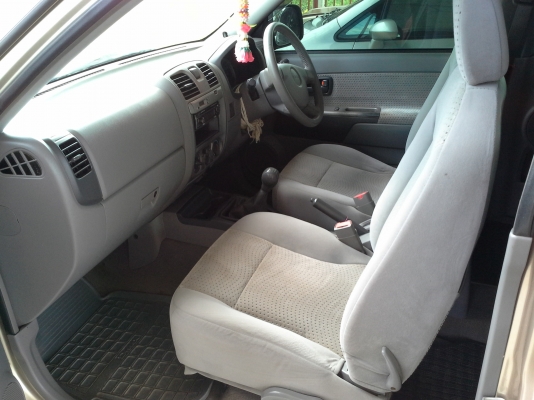 ISUZU D-MAX SPACECAB 2.5 SLX ปี05 ISUZU D-MAX SPACECAB 2.5 SLX ปี05