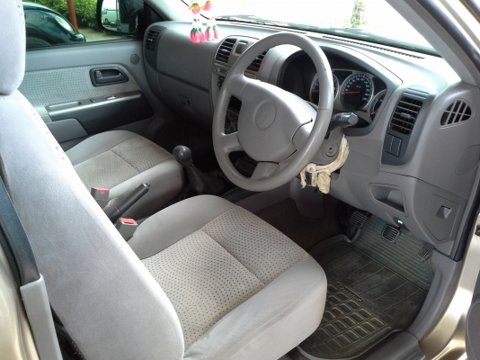 ISUZU D-MAX SPACECAB 2.5 SLX ปี05 ISUZU D-MAX SPACECAB 2.5 SLX ปี05