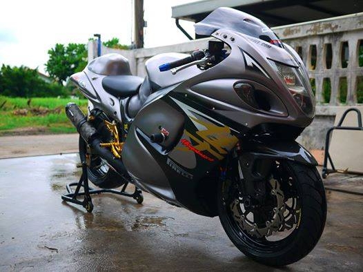 ขาย Suzuki Hayabusa ปี 2003 พร้อมทะเบียนแท้ 222 แปลงโฉมเป็นโฉมใหม่ล่่สุด