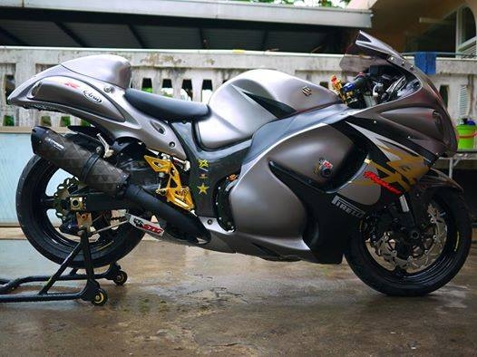 ขาย Suzuki Hayabusa ปี 2003 พร้อมทะเบียนแท้ 222 แปลงโฉมเป็นโฉมใหม่ล่่สุด