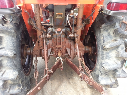 คูโบต้า  L3408 4 WD ใบมีดดันหน้า  เดิมๆใช้งานได้ปรกติ...ลดสุดๆ175000