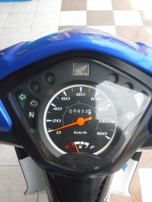 ของดีต้องรีบจัด Honda Wave 110 i ปี 2556 สีน้ำเงิน ขาว รถสวยมากๆ ได้ไปคุ้มค่าเกินราคา ของดีต้องรีบจัด Honda Wave 110 i ปี 2556 สีน้ำเงิน ขาว รถสวยมากๆ ได้ไปคุ้มค่าเกินราคา