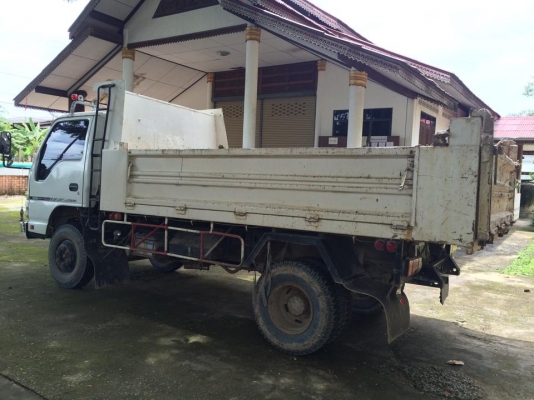 ขาย6ล้อ มือสองสภาพพร้อมใช้งาน