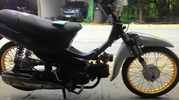 ขาย suzuki  มีเล่ม