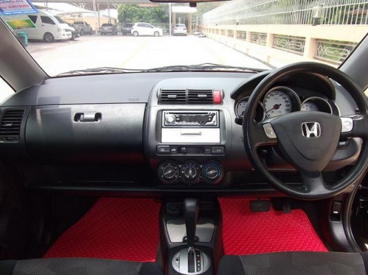 ขาย HONDA JAZZ 1.5 VTEC AUTO ตัวท๊อป ปี2005 ปลายปี สภาพสวยพร้อมใช้งาน ติดแก๊ส lpg หัวฉีด ขาย HONDA JAZZ 1.5 VTEC AUTO ตัวท๊อป ปี2005 ปลายปี สภาพสวยพร้อมใช้งาน ติดแก๊ส lpg หัวฉีด