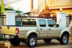 ์Nissan Forntire 4wd 4door 150hp รถทำใช้งานเองจะเปลี่ยนเป็น SUV ขายได้ขายเลย