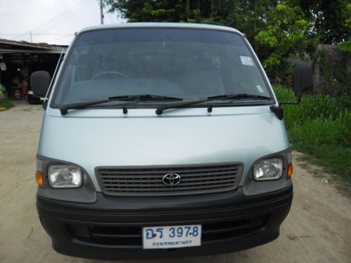 ขายรถตู้สภาพเดิมทั้งคัน เครื่อง 3.0 D