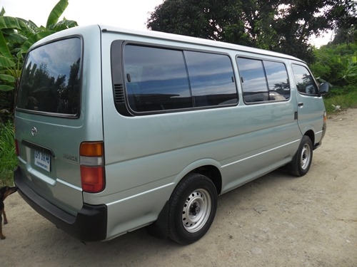 ขายรถตู้สภาพเดิมทั้งคัน เครื่อง 3.0 D