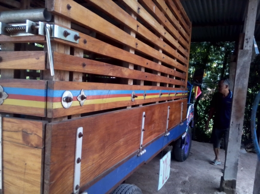 ขายรถอีแต๋น