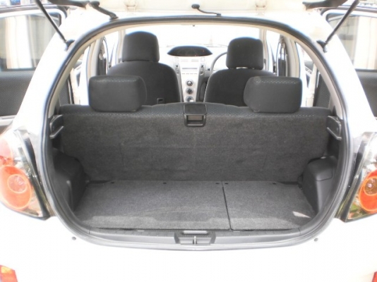 TOYOTA YARIS 1.5 E LIMITED ปี 2009