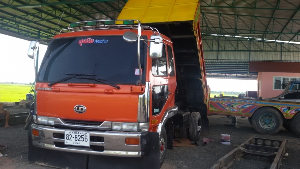 ขาย nissan ud 180 ขาย nissan ud 180