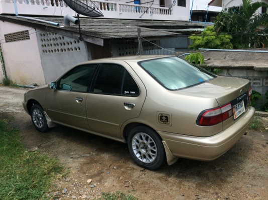 ขายด่วน nisson sunny  ปี 2000 สภาพดี
