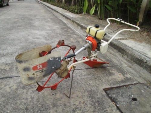 เครื่องแหวกร่องกล้านา !!!    MARUYAMA     MKF-310   รหัสสินค้า : 13001510   หรือเพิ่มเติมไดที่ www.nihonmono.com