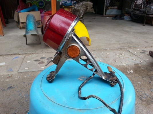 ชุดไฟท้ายTS125 แท้ๆเดิมๆแกะรถ ชุดไฟท้ายTS125 แท้ๆเดิมๆแกะรถ