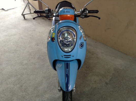 ขาย!!! สกู็ปปี้ไอตัวใหม่ ล้อแม็ก สภาพใหม่มาก รถบ้านใช้น้อย ปี51 รถเครื่องดีคับ ทะเบียนครบ ภาษีไม่หมด