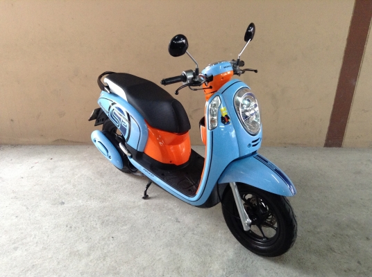 ขาย!!! สกู็ปปี้ไอตัวใหม่ ล้อแม็ก สภาพใหม่มาก รถบ้านใช้น้อย ปี51 รถเครื่องดีคับ ทะเบียนครบ ภาษีไม่หมด