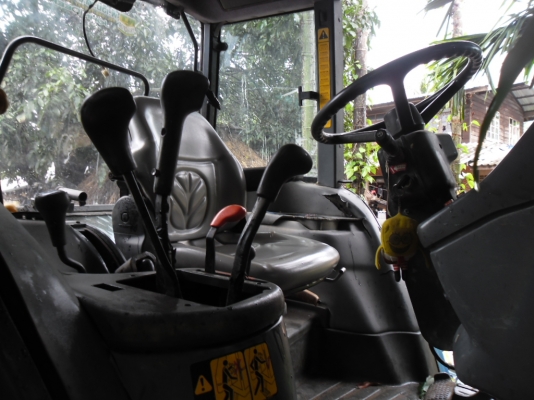 ขายรถไถ FORD NEWHOLLAND TS100 -2 เพลาเอกสารพร้อม ขายรถไถ FORD NEWHOLLAND TS100 -2 เพลาเอกสารพร้อม