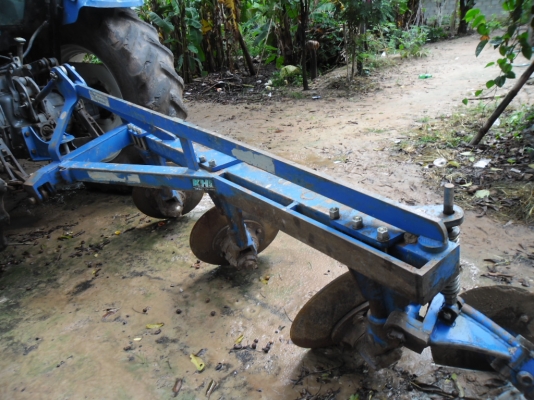 ขายรถไถ FORD NEWHOLLAND TS100 -2 เพลาเอกสารพร้อม