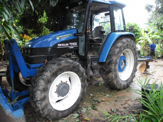 ขายรถไถ FORD NEWHOLLAND TS100 -2 เพลาเอกสารพร้อม ขายรถไถ FORD NEWHOLLAND TS100 -2 เพลาเอกสารพร้อม